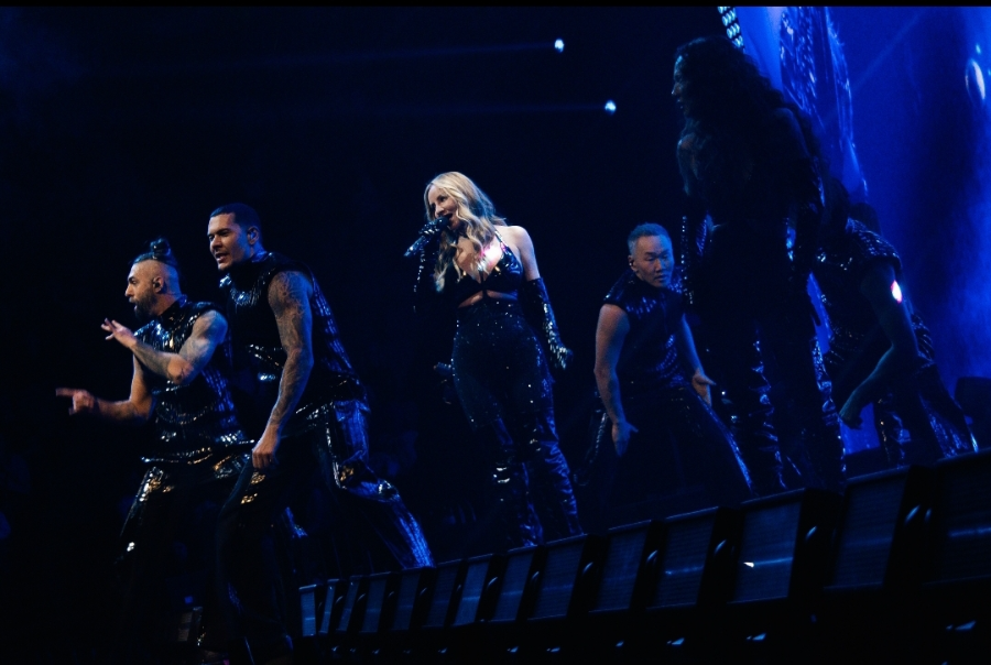 Эмоции на максимум: «Золотой граммофон» собрал звёзд и поклонников в Петербурге Эмоции на максимум: «Золотой граммофон» собрал звёзд и поклонников в Петербурге